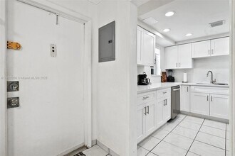 14185 SW 87th St, Unit A109 in Miami, FL - Building Photo - Building Photo