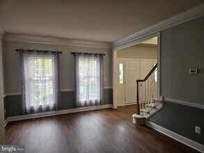 5363 Yorktown Run Ct in Haymarket, VA - Building Photo - Building Photo