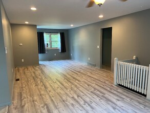 9019 Saddle Horn Dr in Flushing, MI - Building Photo - Building Photo