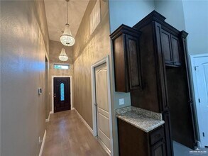 2315 N Ruby St in Edinburg, TX - Building Photo - Building Photo