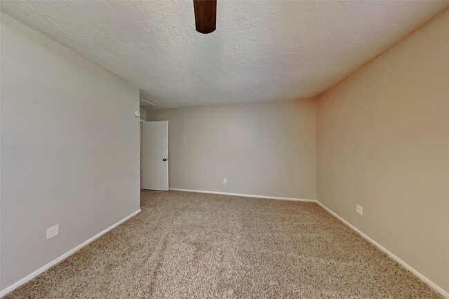 property at 11615 Bonaparte Dr