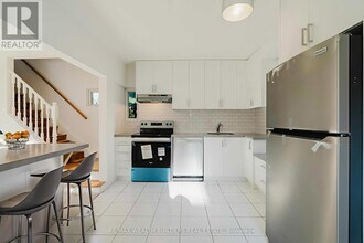 4 Greenlaw Ave in Toronto, ON - Building Photo - Building Photo