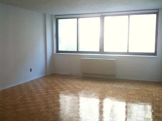 property at 376 Broadway