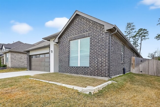 13304 Big Sky Ct in Shenandoah, TX - Foto de edificio - Building Photo