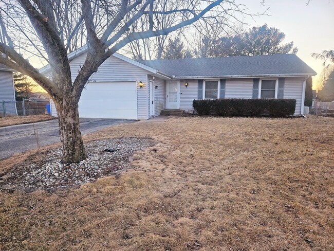 property at 9542 Steele Ct