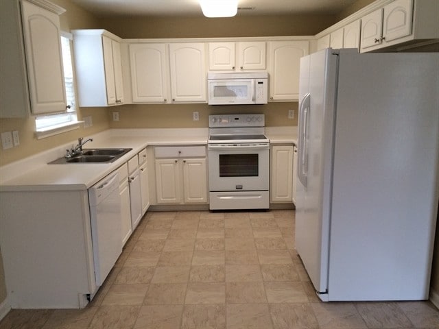 120 Birch Hill Ct in Kernersville, NC - Building Photo - Building Photo