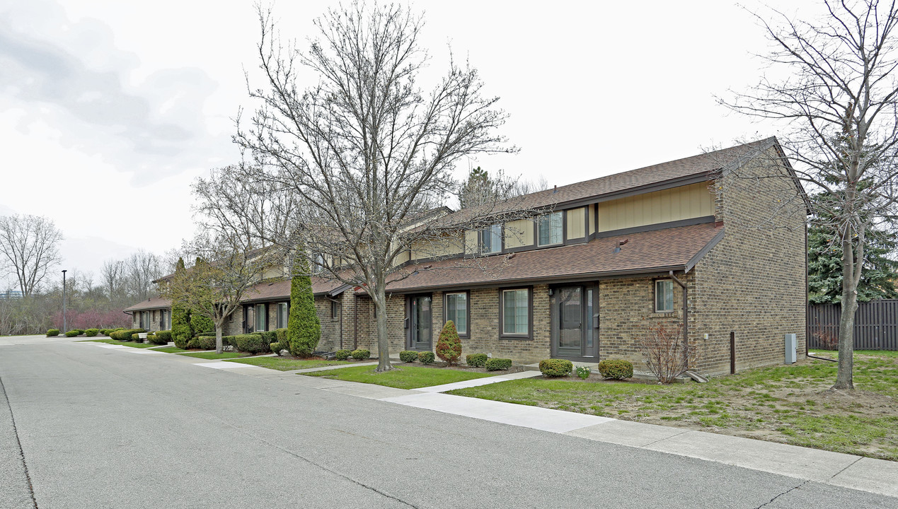 Legacy Pointe Villas in Southfield, MI - Foto de edificio