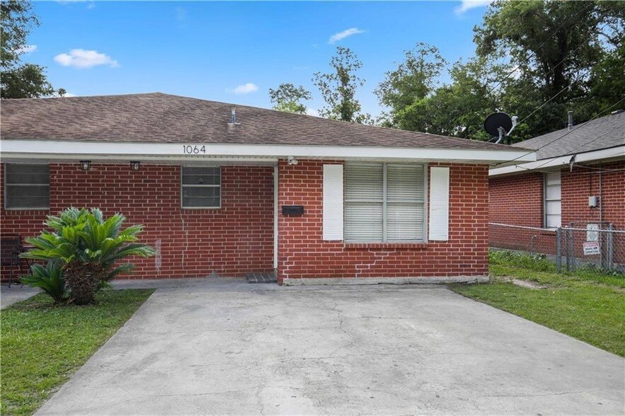 1064 S Audubon St in Slidell, LA - Building Photo