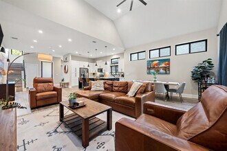 4809 Alf Ave in Austin, TX - Building Photo - Building Photo