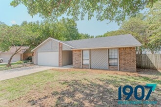 400 Trinidad Dr in Norman, OK - Building Photo - Building Photo