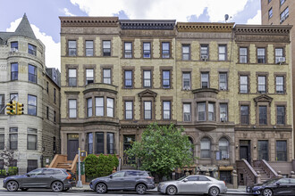 714 Saint Nicholas Ave in New York, NY - Building Photo - Building Photo