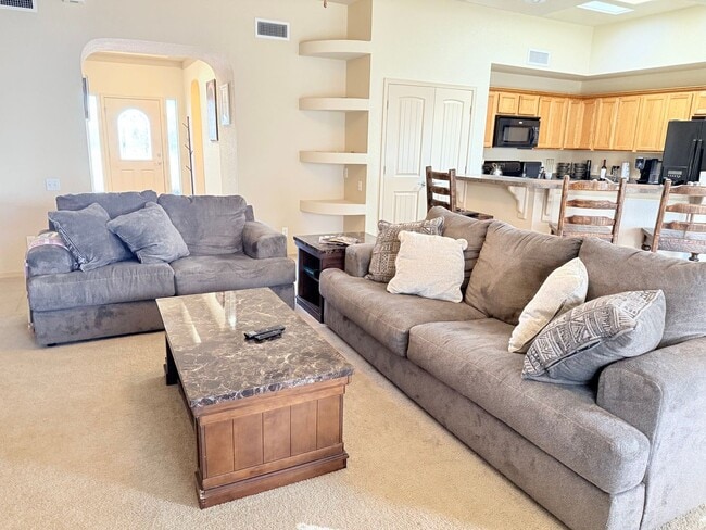 5703 Ireland Dr in Santa Teresa, NM - Building Photo - Building Photo