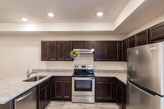 12225 Tetzel Ave in Port Charlotte, FL - Foto de edificio - Building Photo