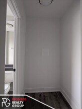 440 W Belden Ave, Unit #433W302 in Chicago, IL - Foto de edificio - Building Photo