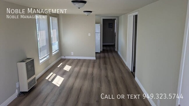 134 1/2 W 118th Pl in Los Angeles, CA - Building Photo - Building Photo