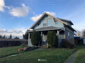 129 119th St S in Tacoma, WA - Building Photo