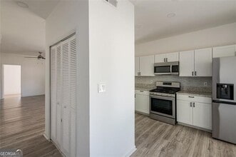 348 Lakeridge Ct in Riverdale, GA - Building Photo - Building Photo