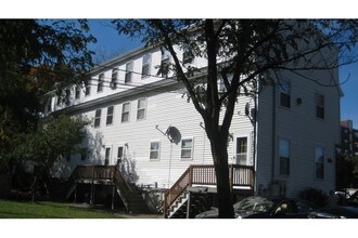 875-889 American Legion Hwy in Roslindale, MA - Foto de edificio - Building Photo