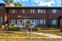 Oaks at La Tourette Condos in Staten Island, NY - Building Photo - Building Photo