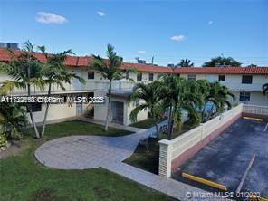 8701 SW 12th St in Miami, FL - Building Photo