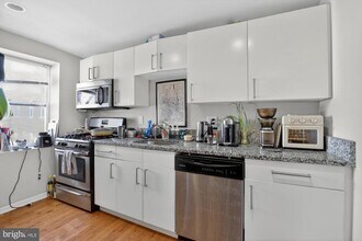 1127 E Susquehanna Ave in Philadelphia, PA - Building Photo - Building Photo