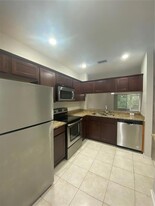 8547 Hunters Key Cir in Tampa, FL - Building Photo - Building Photo