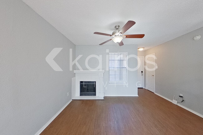 832 Courtenay Pl in Garland, TX - Building Photo - Building Photo