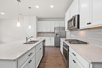 10309 Harmon Smith Dr. in Houston, TX - Building Photo - Building Photo