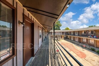 5315 Columbia Ave in Dallas, TX - Building Photo - Building Photo