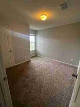 6119 Southern Vis in San Antonio, TX - Building Photo - Building Photo