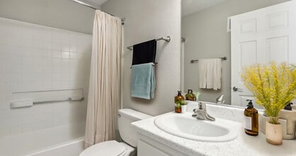 Sedona at Lone Mountain Apartments in North Las Vegas, NV - Building Photo - Building Photo