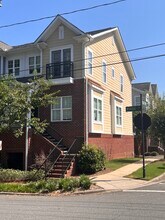 33 Myrtle St in Belmont, NC - Building Photo - Building Photo