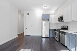 508 Mercer St-Unit -APT 1 in Jersey City, NJ - Building Photo - Building Photo