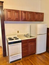 1079 Beacon St, Unit 9 in Brookline, MA - Building Photo - Building Photo