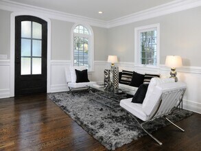 200 Davis Ave in Greenwich, CT - Building Photo - Building Photo