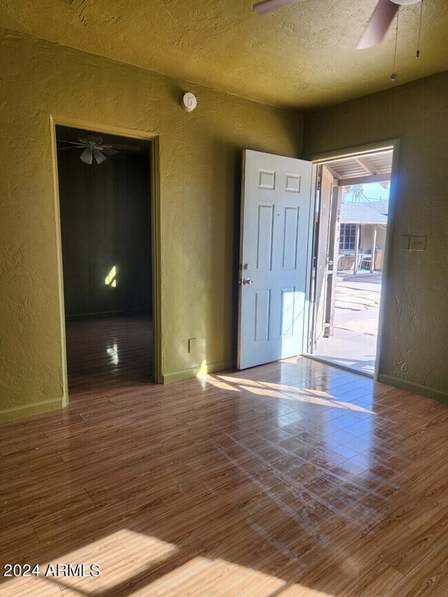 1212 W Roosevelt St in Phoenix, AZ - Building Photo - Building Photo