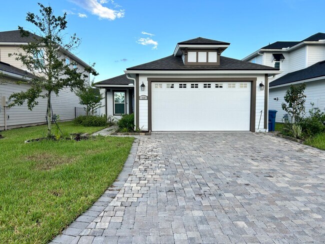 property at 33 Rose Dew Dr