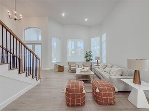 2556 Jardin Manor in Weston, FL - Building Photo - Building Photo