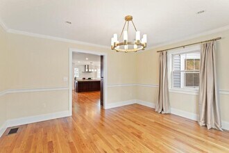150 Country Club Rd in Newton, MA - Building Photo - Building Photo