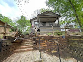 950 Smith St SW in Atlanta, GA - Building Photo