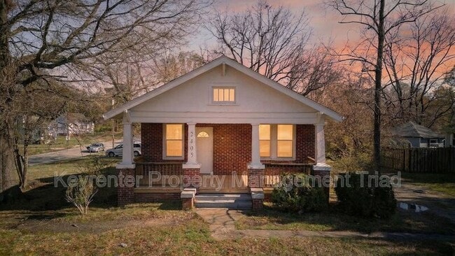 2405 Freeman Mill Rd in Greensboro, NC - Building Photo - Building Photo