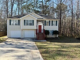 106 Wesley Way in Commerce, GA - Building Photo