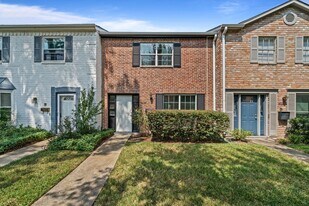14371 Still Meadow Dr in Houston, TX - Building Photo
