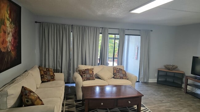 property at 524 Osprey Dr