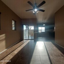 10225 W Camelback Rd in Phoenix, AZ - Building Photo - Building Photo