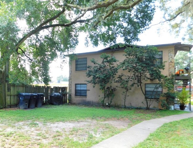 1221 E Mohawk Ave in Tampa, FL - Building Photo - Building Photo