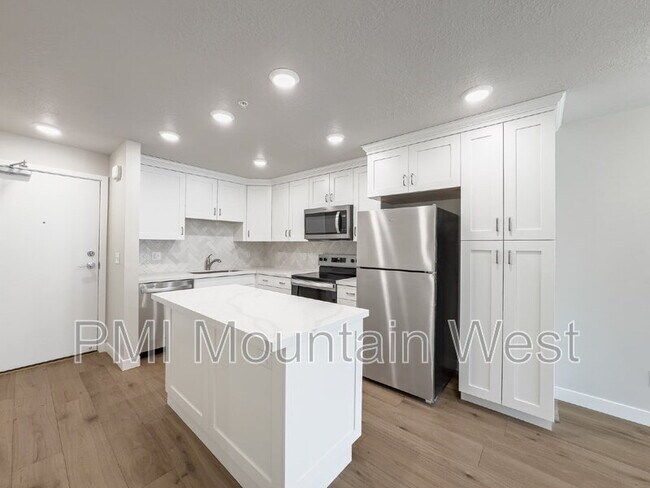 1032 E 400 S in Salt Lake City, UT - Building Photo - Building Photo