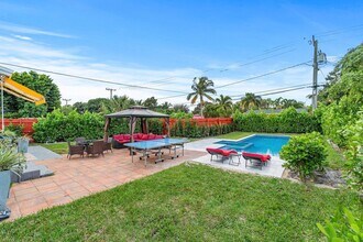 320 S Swinton Ave in Delray Beach, FL - Building Photo - Building Photo