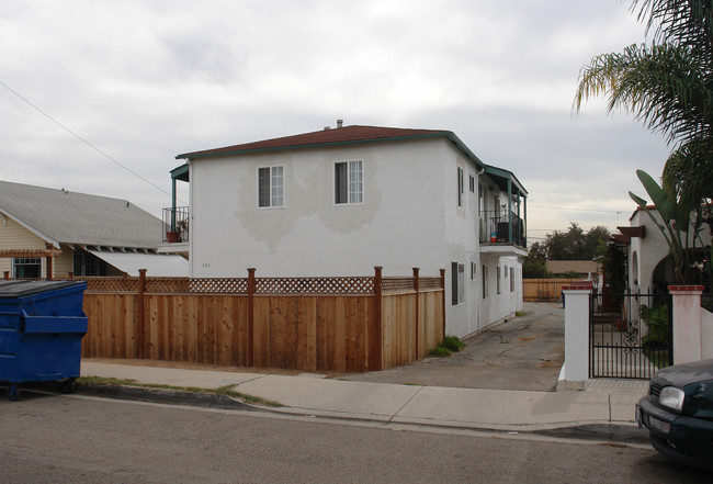 325 Tremont St in Chula Vista, CA - Building Photo - Building Photo