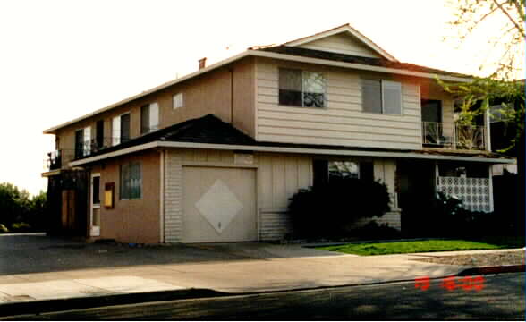 1566 Stokes St in San Jose, CA - Building Photo - Building Photo